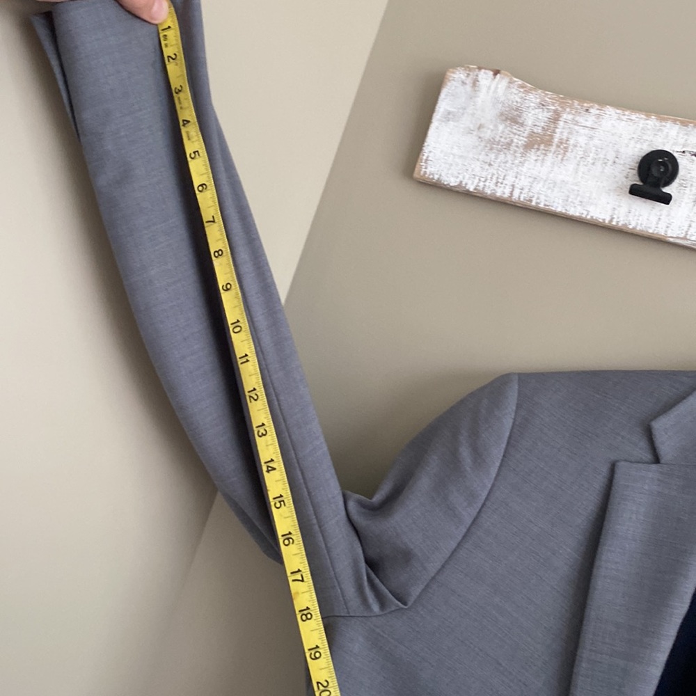 Tommy Hilfiger Gray suit /matching pant - Picture 6 of 12